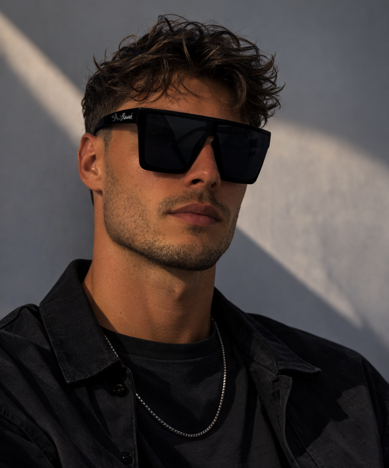 UNISEX RUNUMK SUNGLASSES - BLACK